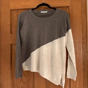 Two-tone sweater
